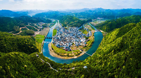 農(nóng)業(yè)農(nóng)村部、住建部發(fā)文：創(chuàng)建示范美麗宜居村莊1500個(gè)左右 涉及垃圾收運(yùn)、污水治理等領(lǐng)域！
