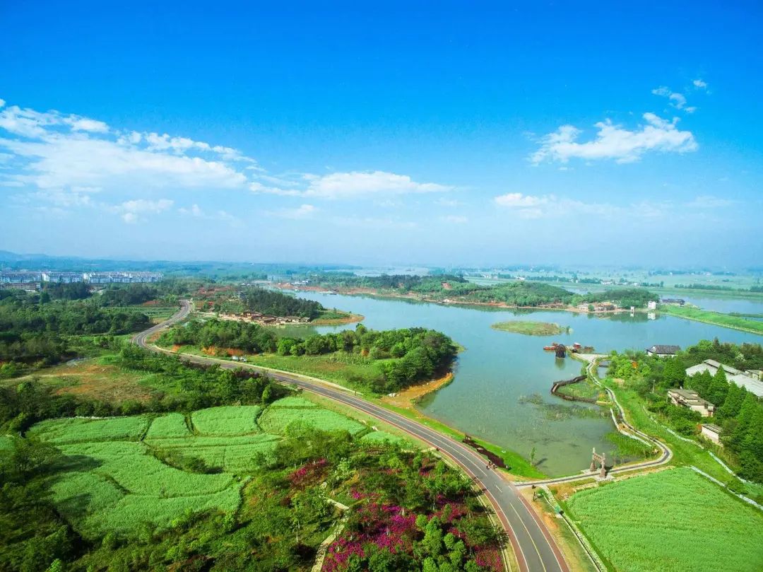 生態(tài)環(huán)境部接連發(fā)布兩份征求意見稿，農(nóng)村污水處理就要“走”起來了？