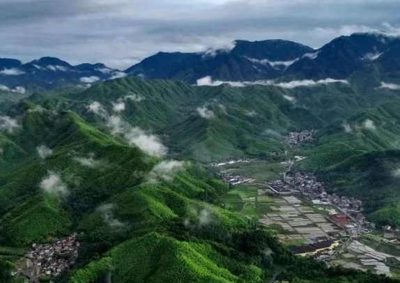 到2030年，碳排放統(tǒng)計(jì)核算體系構(gòu)建完成！8部門聯(lián)合印發(fā)《完善碳排放統(tǒng)計(jì)核算體系工作方案》